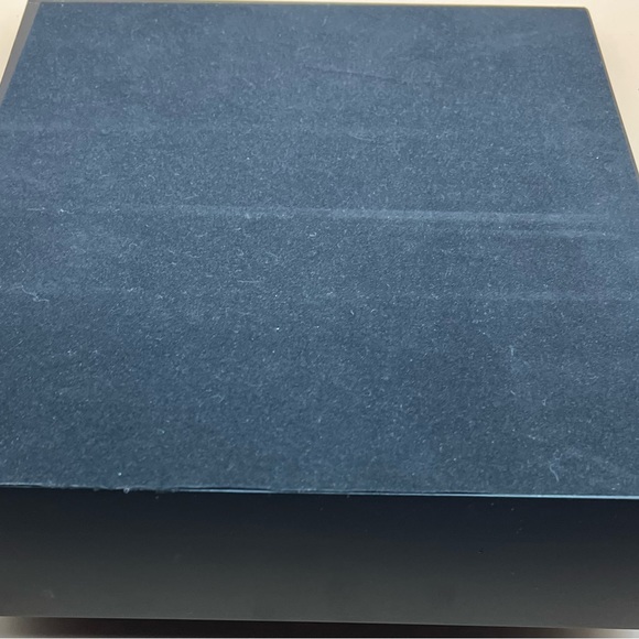 Tumi Multi-Use Retail Display Case: Brand New. Color: Black & Gun Metal Silver - Picture 8 of 10